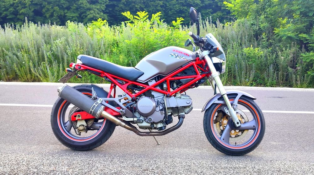 Ducati Monster 600 nu Kawasaki Honda Yamaha Suzuki KTM CF moto
