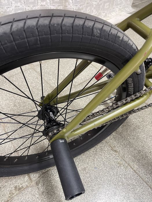 Продам трюковой BMX