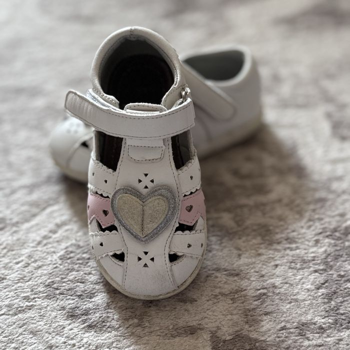 Сандалии для девочки 26 размер