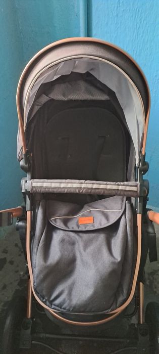 Детский коляску.