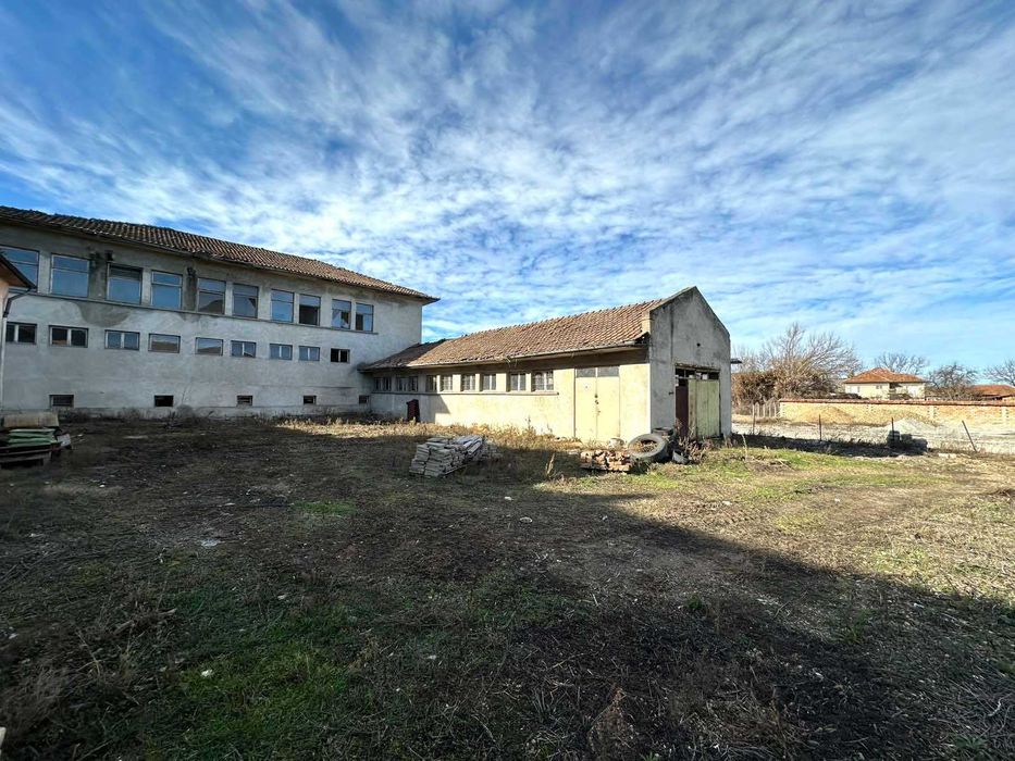 Продава се Промишлена сграда в с. Ресен, Област Велико Търново - 123 кв.м за 196 €/кв.м - Снимка #5