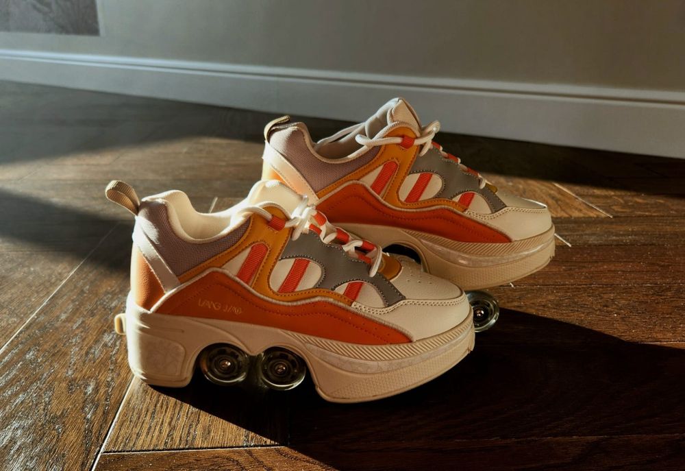 Роликовые кроссовки новые