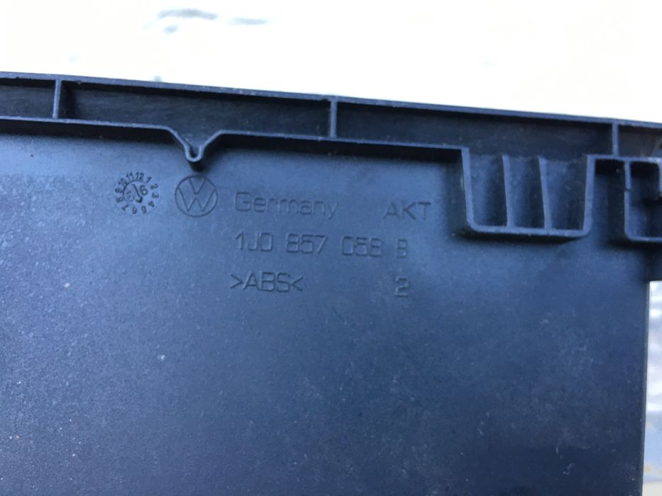 Buzunar Sertar Ornament Plastic Bord Radio Vw Golf4 Transporter T5