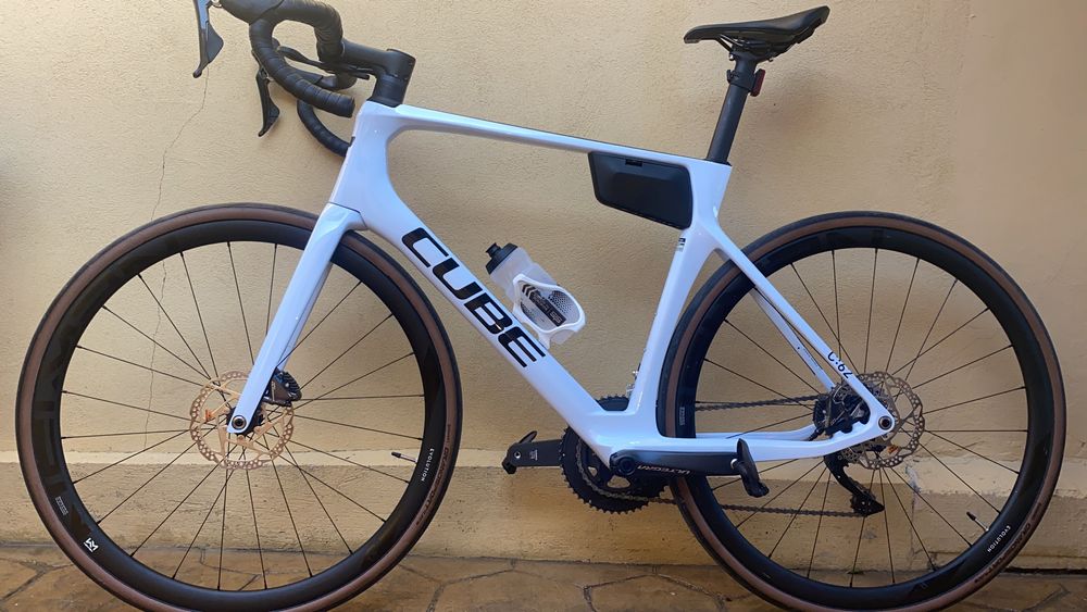 Bicicletă Cube agree C62 2023