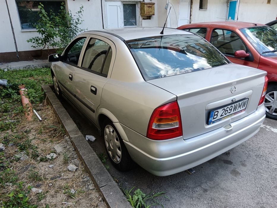 Bine Opel astra 2007