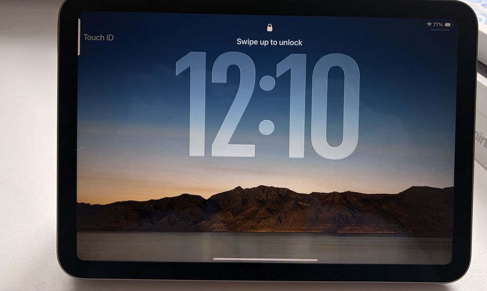 Ipad mini 7 wifi 128gb space gray ca nou + husă Smartfolio