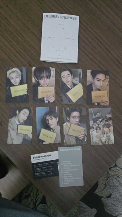 Разменям/ продавам/ купувам картички на Enhypen