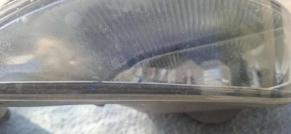 Противо туманка оригинал камри 30