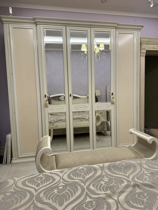 Спальня мебель.