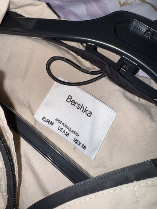 Мъжко яке BERSHKA