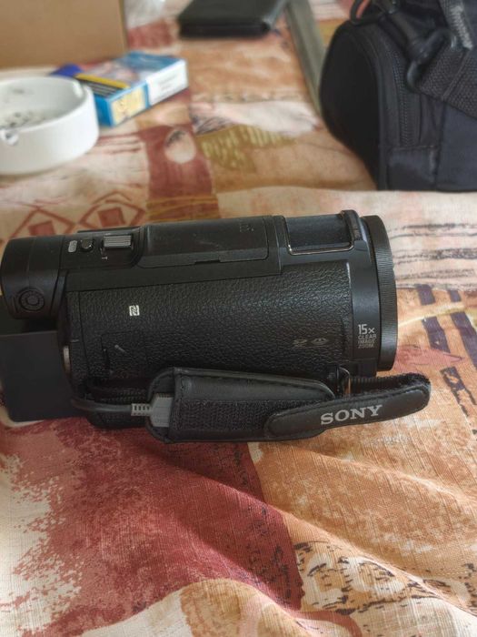 Sony FDR-AX33 4K камера + 256GB карта + аксесоари | Като нова