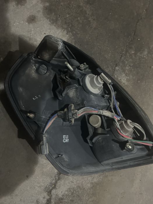 Фару на субару аутбэк