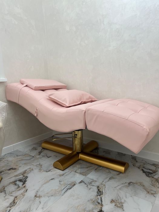 Кушетка лэшмекера