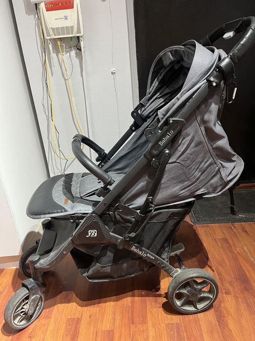 Продам коляску (рюкзак в подарок)