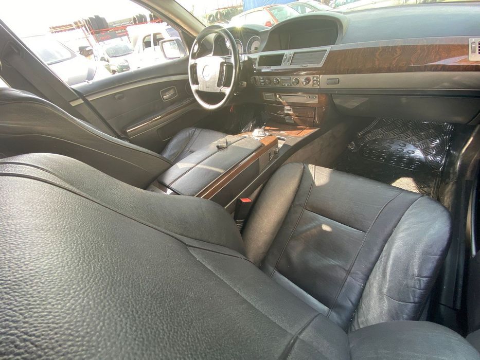 Dezmembrez piese BMW 730 E65 Seria 7
