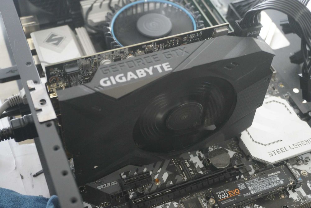 GPU GTX 1660 Ti 6GB Gigabyte Mini ITX OC Nvidia GeForce