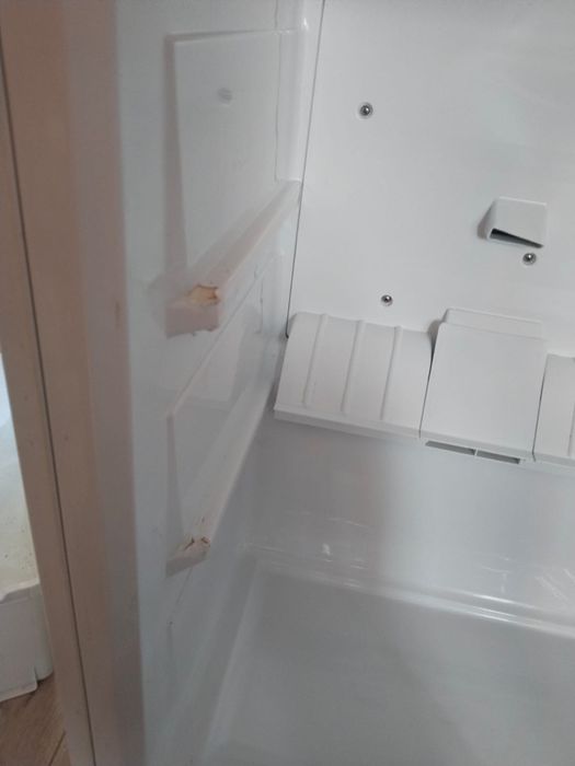 Продам холодильник и морозильнаю камеру