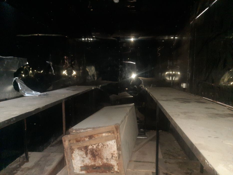 Foodtruck qora nerjaveyka