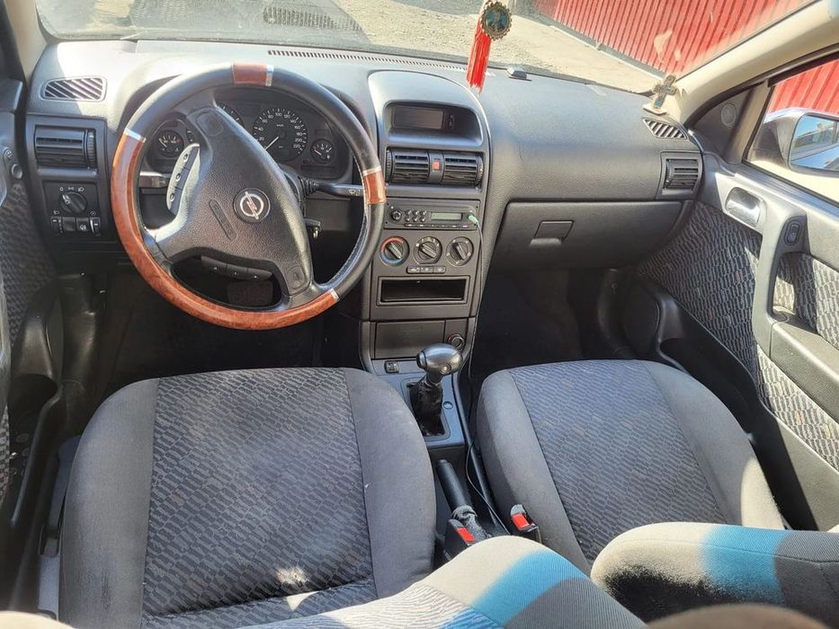 usa fata/usa spate opel astra g break 1.6 b motor defect