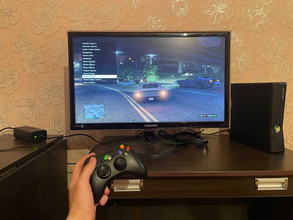 Xbox 360 slim много игр !