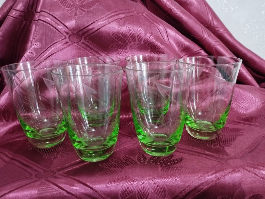 Продам рюмки фужеры