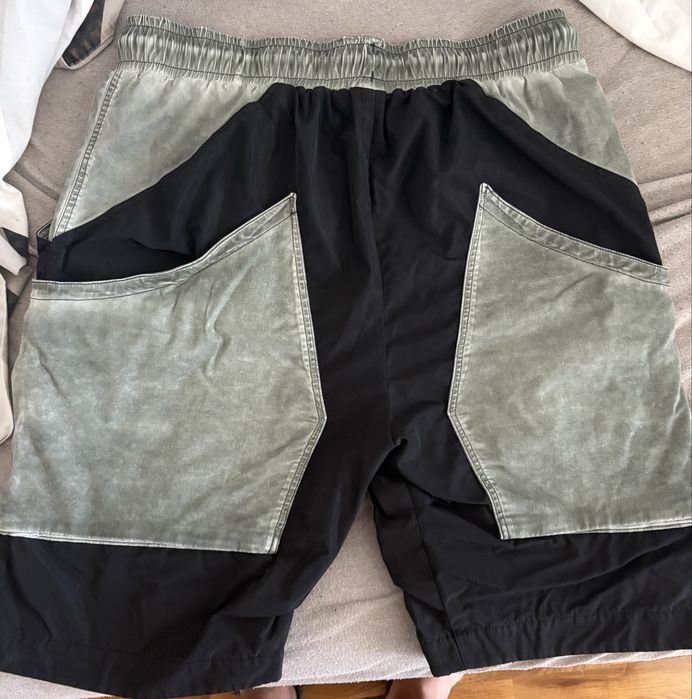 Къси гащички на Luda