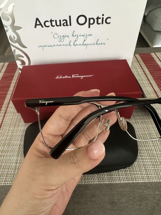 Новая Оправа Salvatore Ferragamo