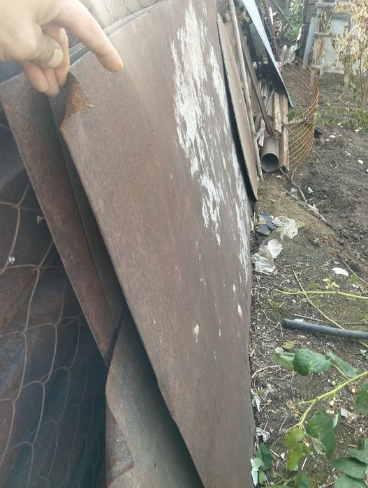 Продам металлические листы 2