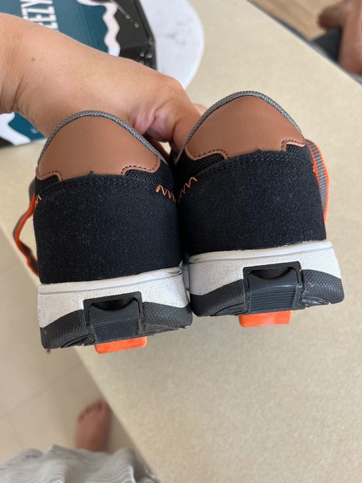 Adidasi cu role BREEZY ROLLERS ca noi