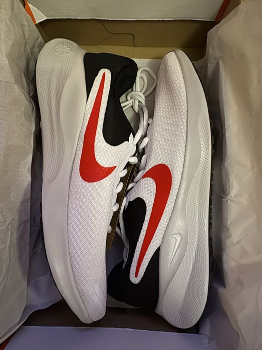 Nike Revolution 7 маратонки  Абсолютно оригинални чисто нови