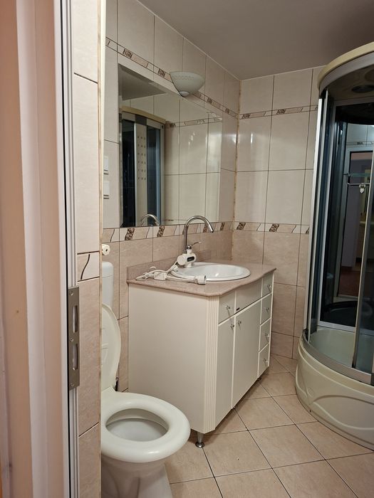 Chirie apartament 3 camere Dorbob