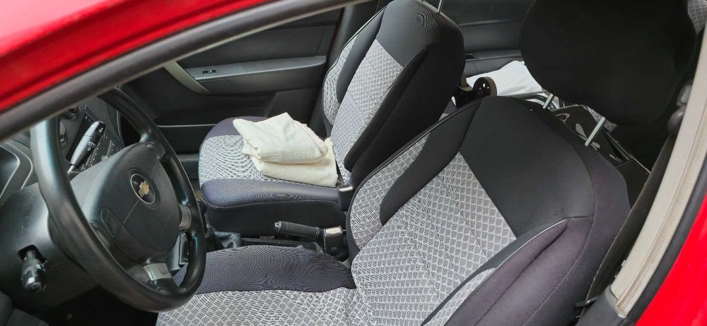 Chevrolet Aveo 1.2 Întreținut berlină benzina