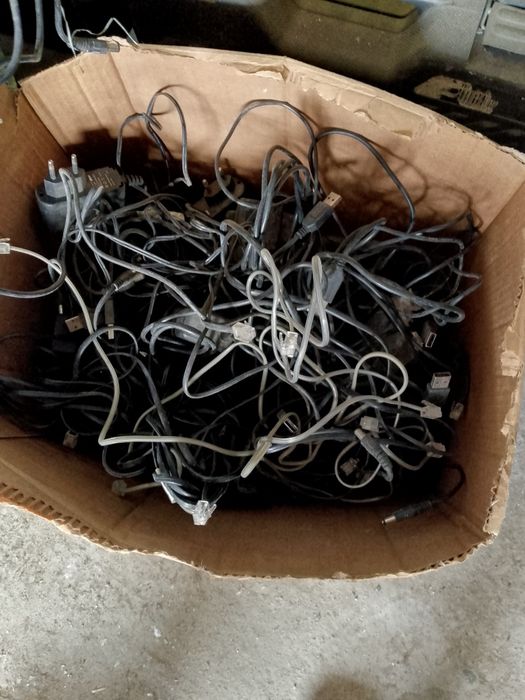 Продам адаптеры новые