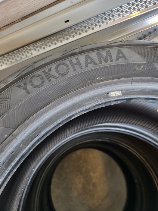 Anvelope vara 215/55 R17 YOKOHAMA