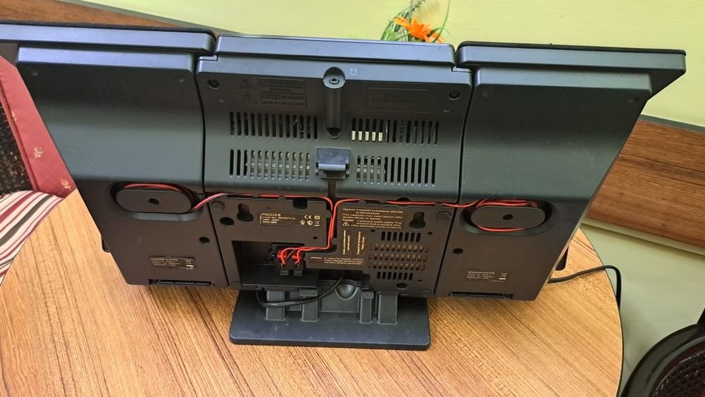 Vînd microsistem Philips