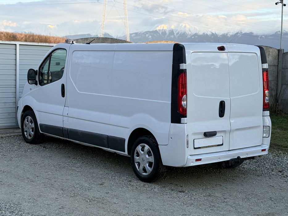 Renault Trafic Lung - 2012  - 2.0 DCI - Euro 5 - Clima- Navi - Senzori