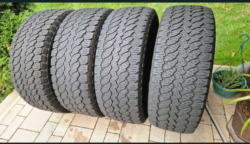 Anvelope iarna 255 60 R 18 General Grabber