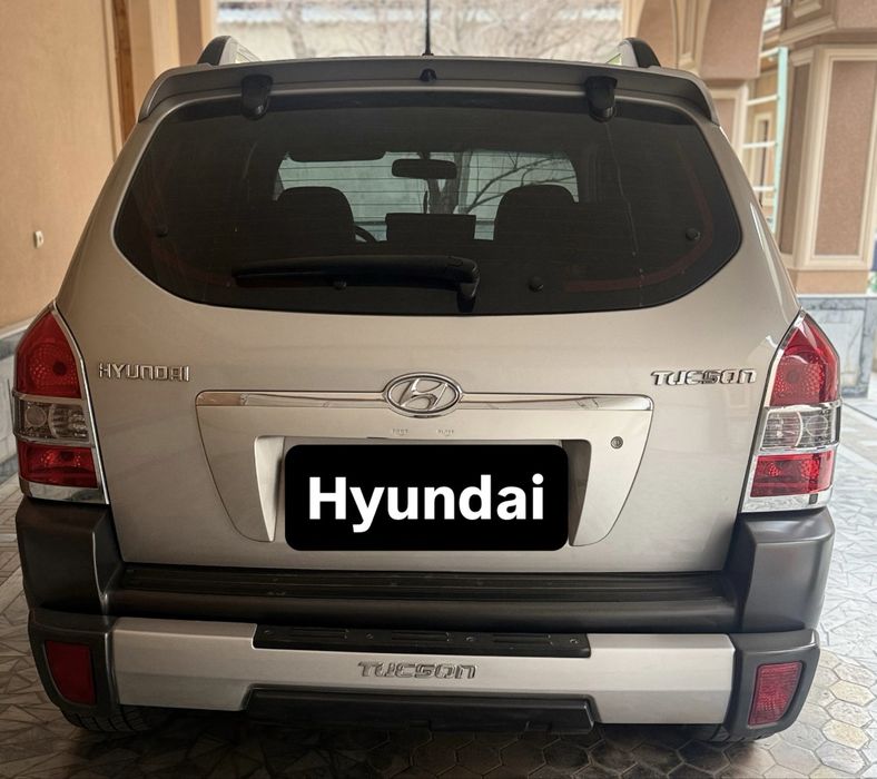 Hyundai tucson 2007 yil 2 mator holati yaxshi