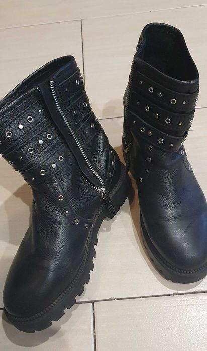 Детски ботуши Zara ,размер 35