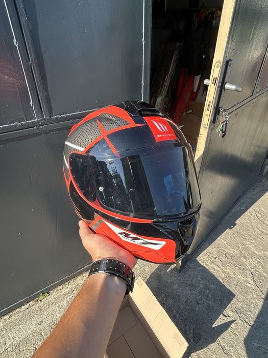 Каска MT Targo Pro