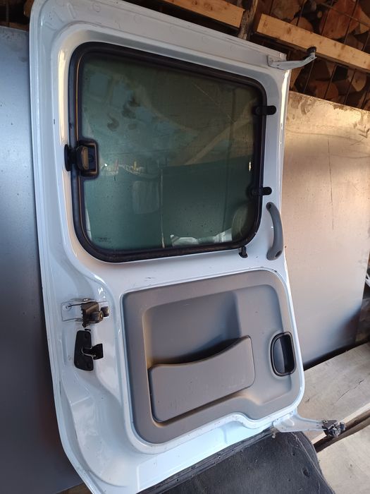 Ușă stânga spate Renault Kangoo 4x4