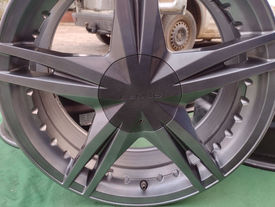 Перфектни LENZO 18-5x114.3 ET45 7.5j