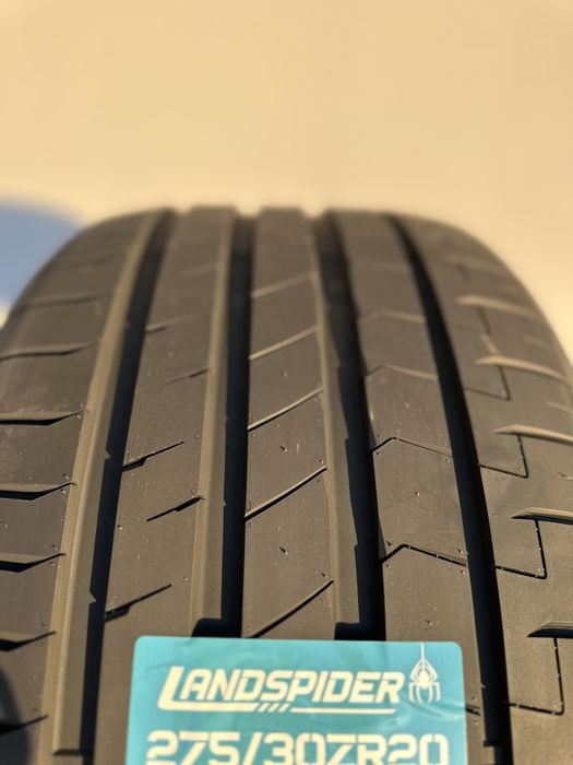 Нови летни гуми LANDSPIDER SPORTRAXX UHP 275/30R20 97Y XL Нов DOT