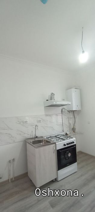 Toshkent shahar Sergeli Yangi Darxondan 2xonali uy sotiladi.