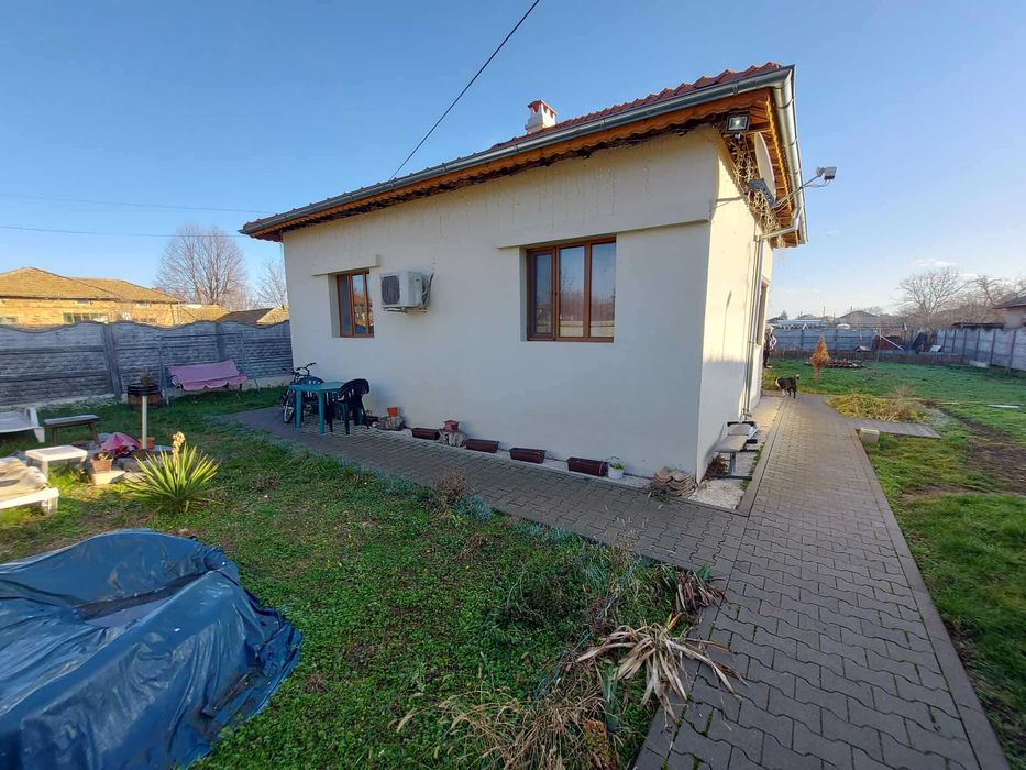 Къща, 100кв.м, кв. Въбел