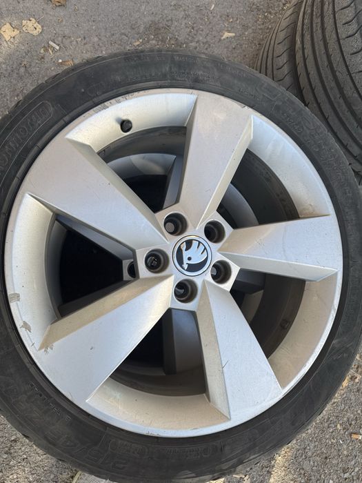 17 ки Оригинални Джанто с гуми за Шкода Рапид Фабия