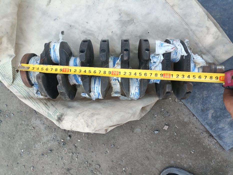 Продаю коленвалл