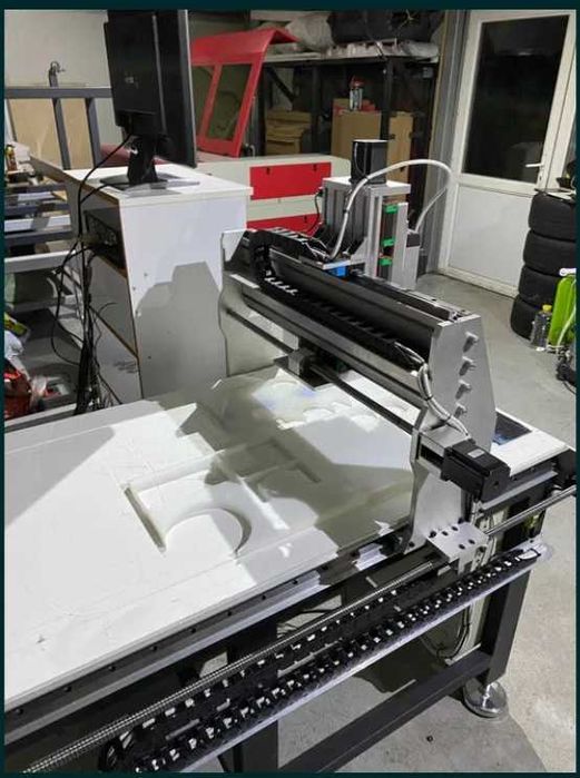 CNC Router Mach3 - motor frezare 2,2Kw (PC, monitor)
