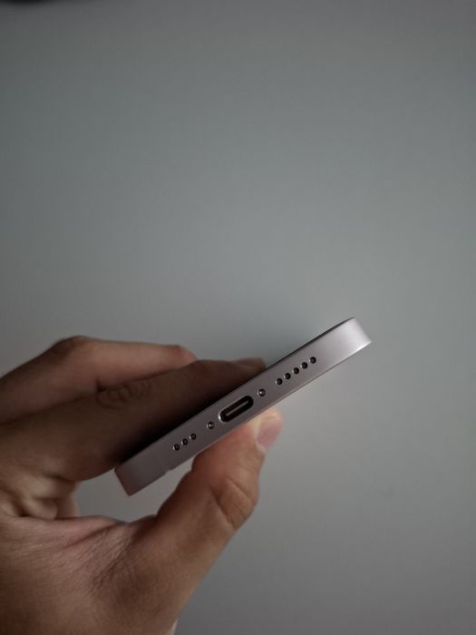 Iphone 17e заключен с ICloud