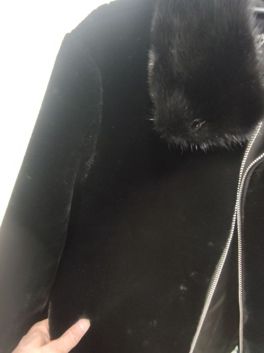 Продам шубу норковую